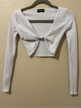 PrettyLittleThing Ribbed Twist Front Long Sleeve Crop Top - Size 0